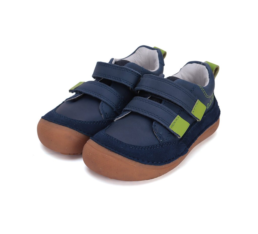 https://pehmesamm.ee/toode/d-d-step-sweetstep-nahast-tossud-royal-blue/