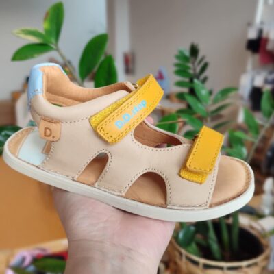 D.D.Step barefoot nahast sandaalid - Cream