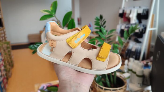 D.D.Step barefoot nahast sandaalid - Cream