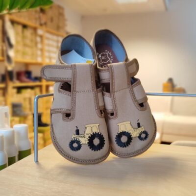 Raweks Zuzia barefoot sisejalatsid - Tractor